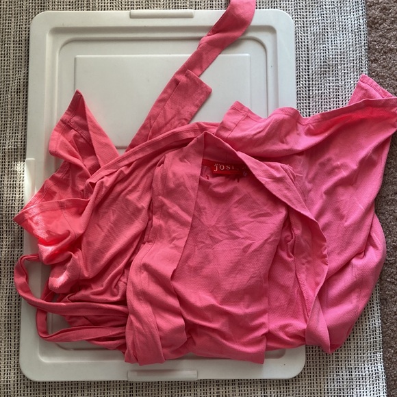 Pink Robe - Picture 5 of 6